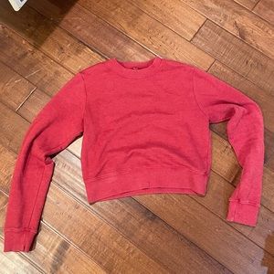 Basic cropped crew neck